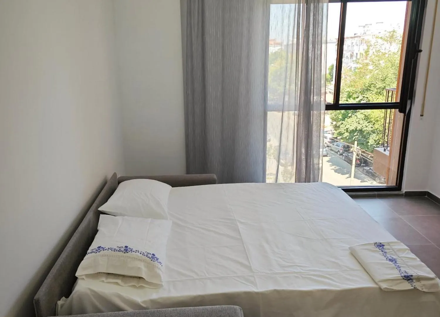 Vasil Gjika Apartment 3 地拉那